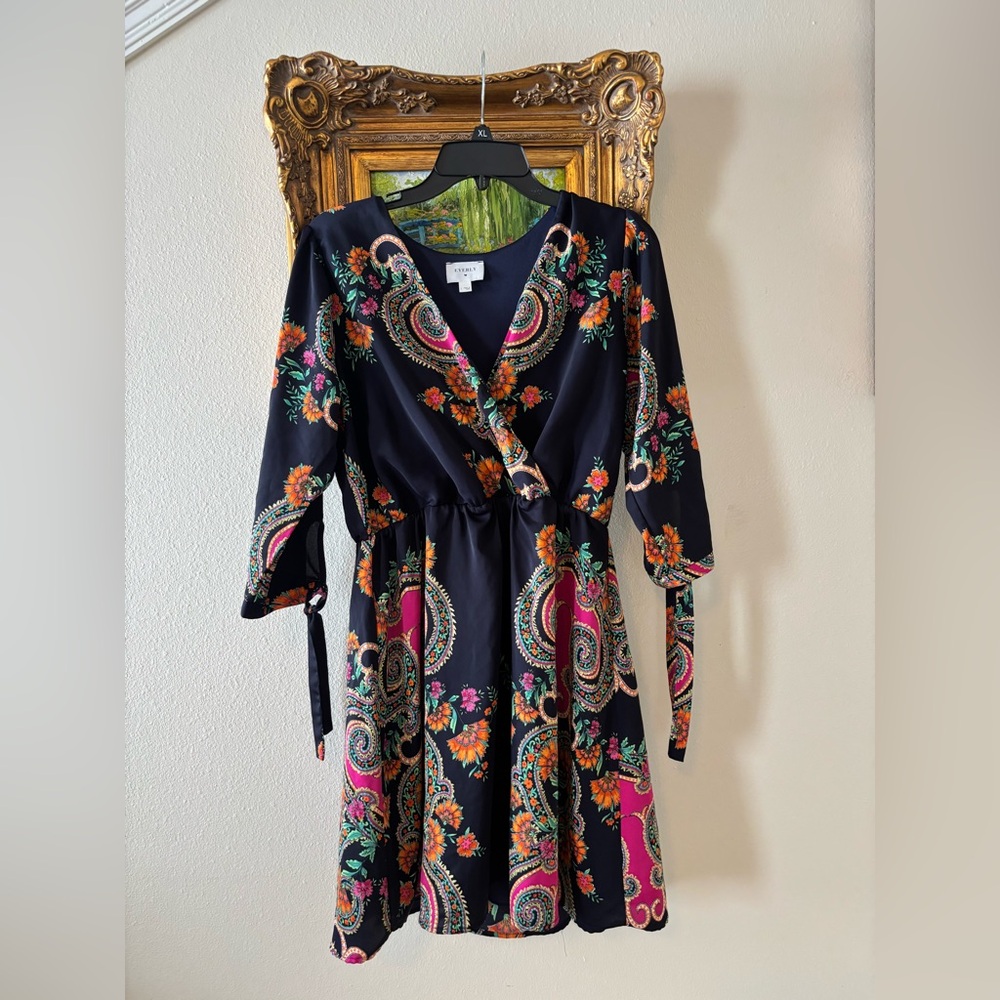 Everly Paisley Multicolor Dress - Picture 3 of 6